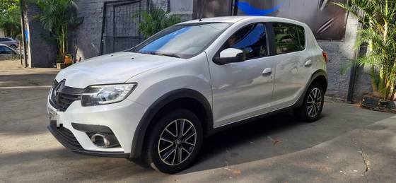 RENAULT SANDERO 1.6 16V SCE FLEX INTENSE X-TRONIC
